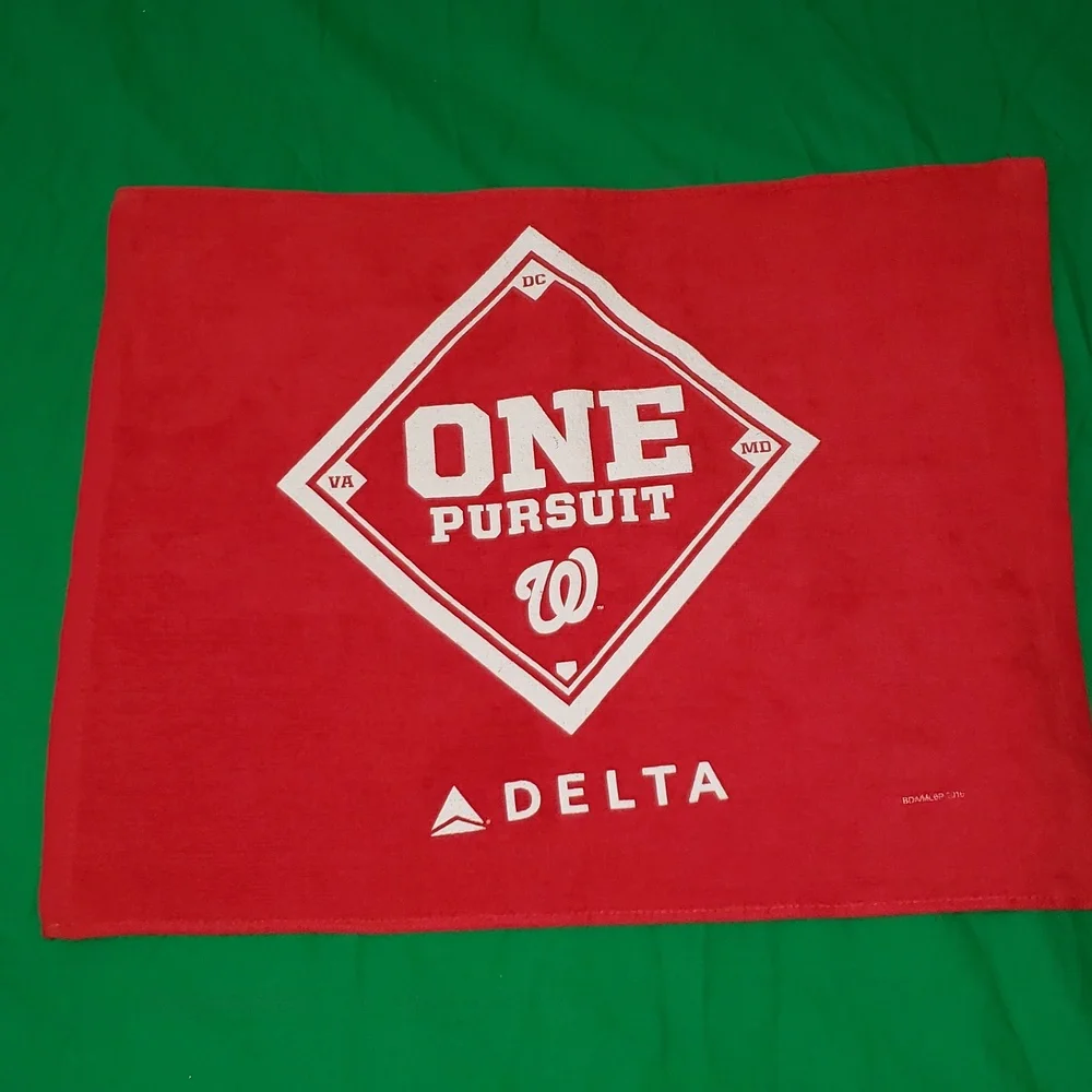 Washington Nationals MLB One Persuit Delta Red Towel New